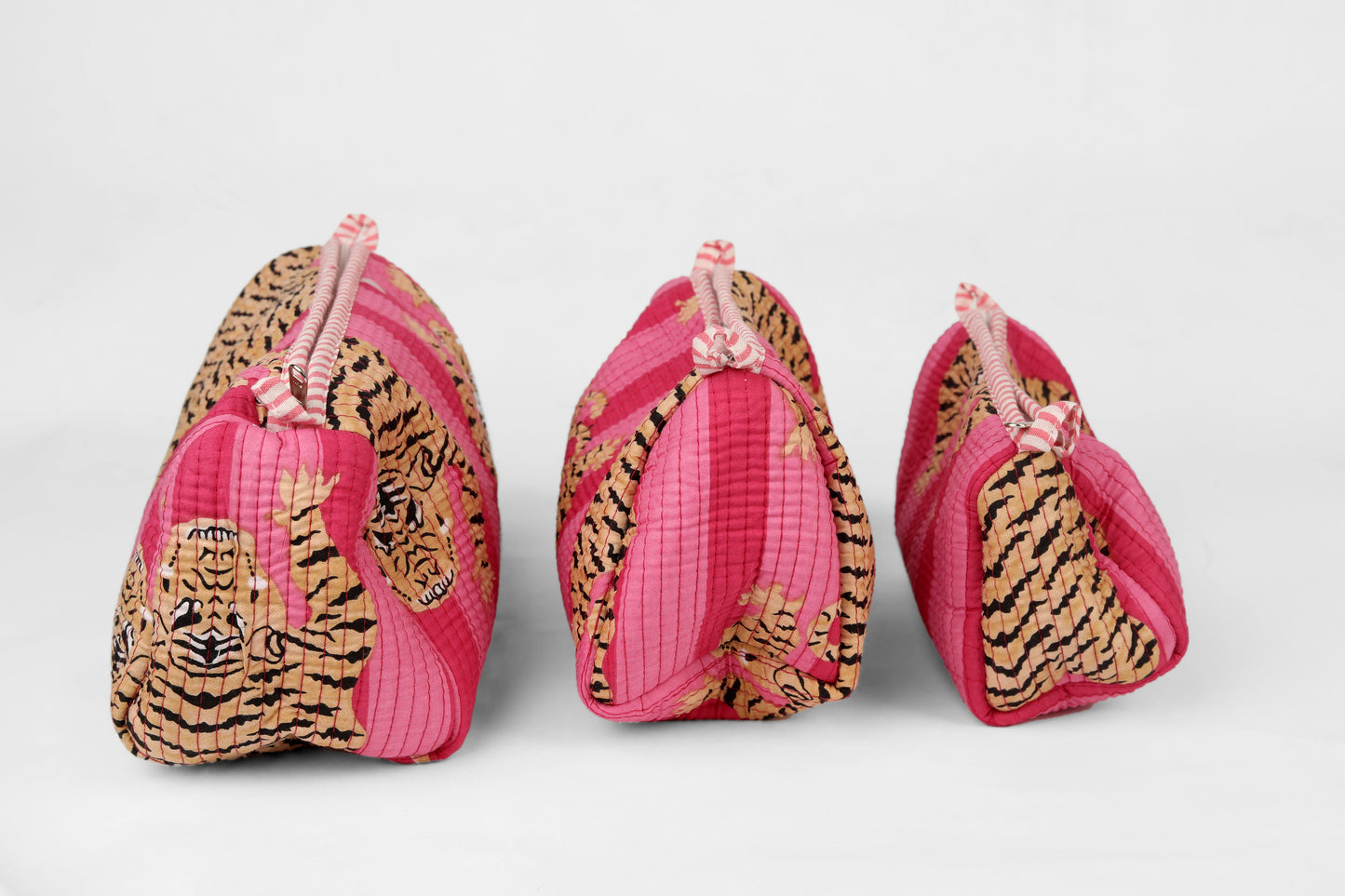 Pink Roar Travel Set