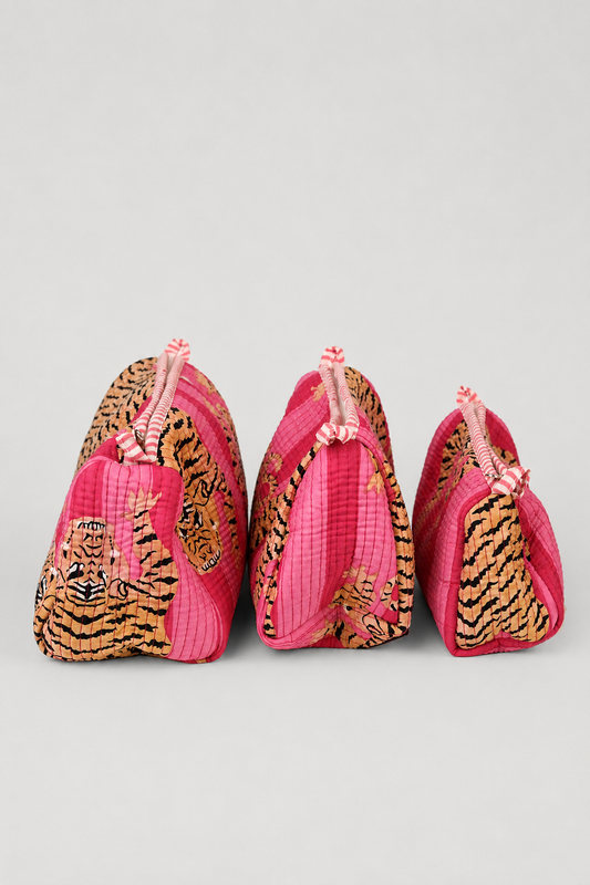 Pink Roar Travel Set